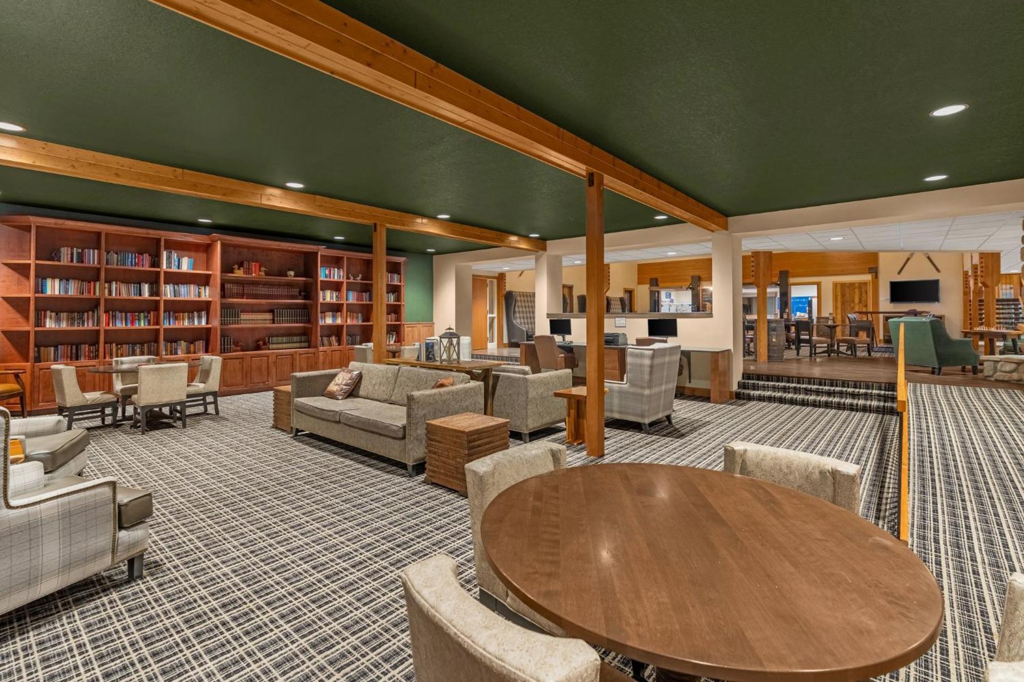 Express & By Ihg 3* Hayward