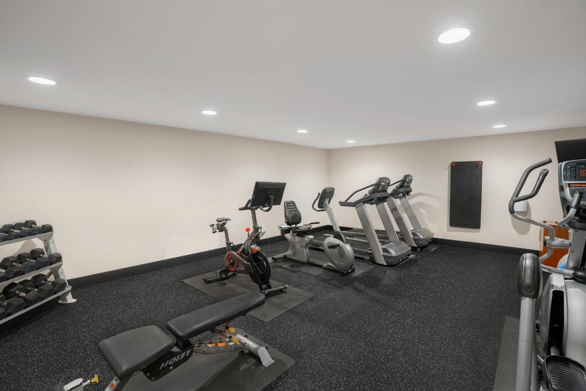 Hotel Express & By Ihg