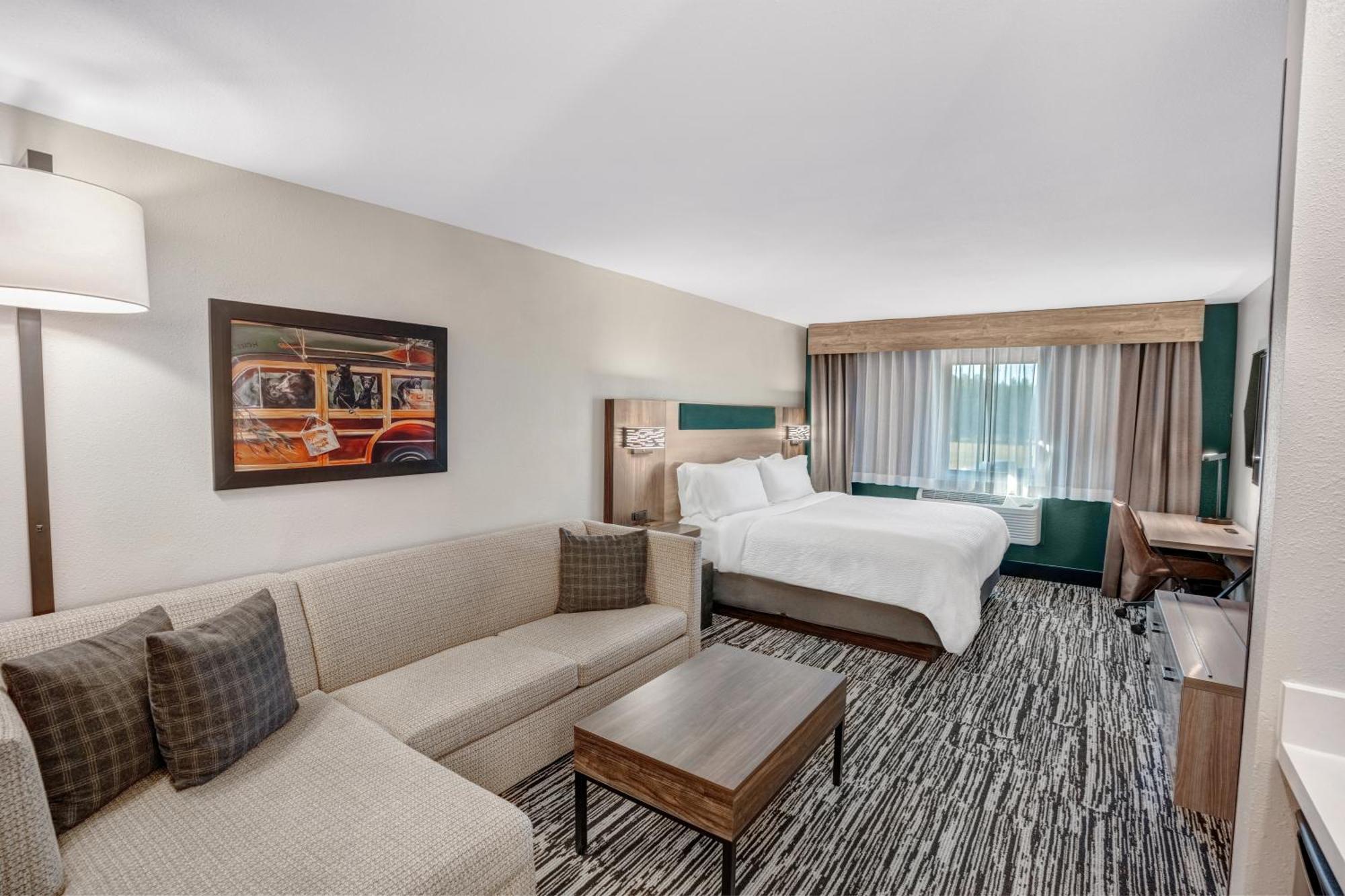 Express & By Ihg